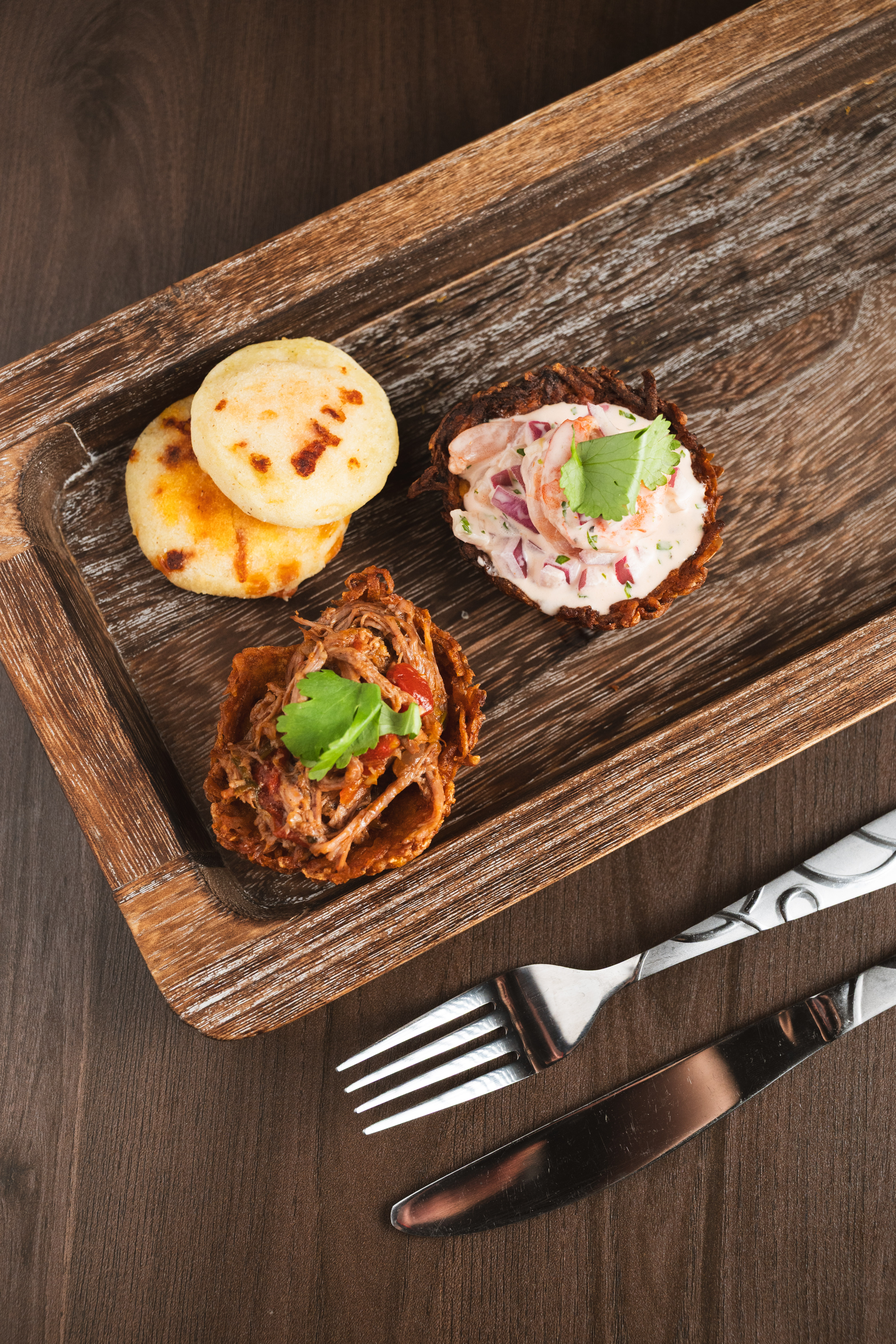 Stuffed toston cups / Canastas de tostón rellenas